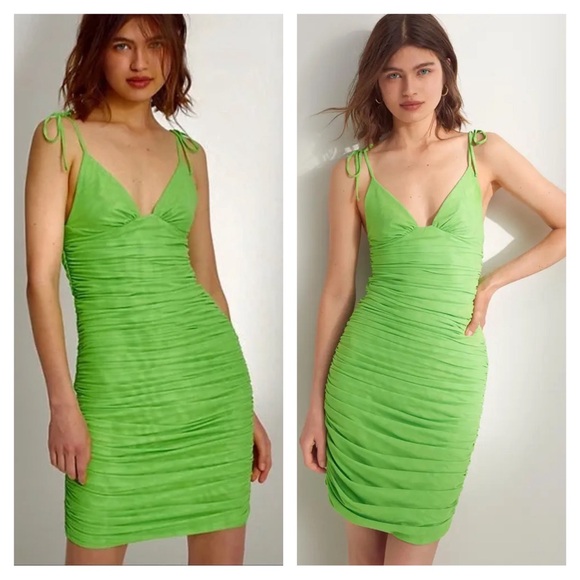 Aritzia Wilfred Winona ruched green mini dress - Picture 1 of 10